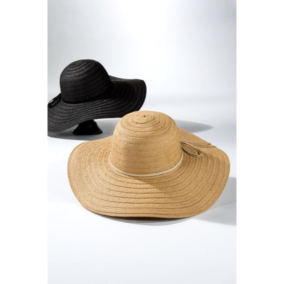 SOLD OUT Black Wide Brim Sun Beach Vacation Woven Floppy Hat - Picture 4 of 5